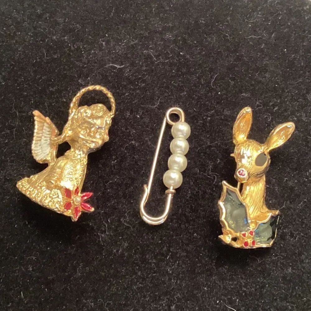 Set of 3 Goldtone Pins